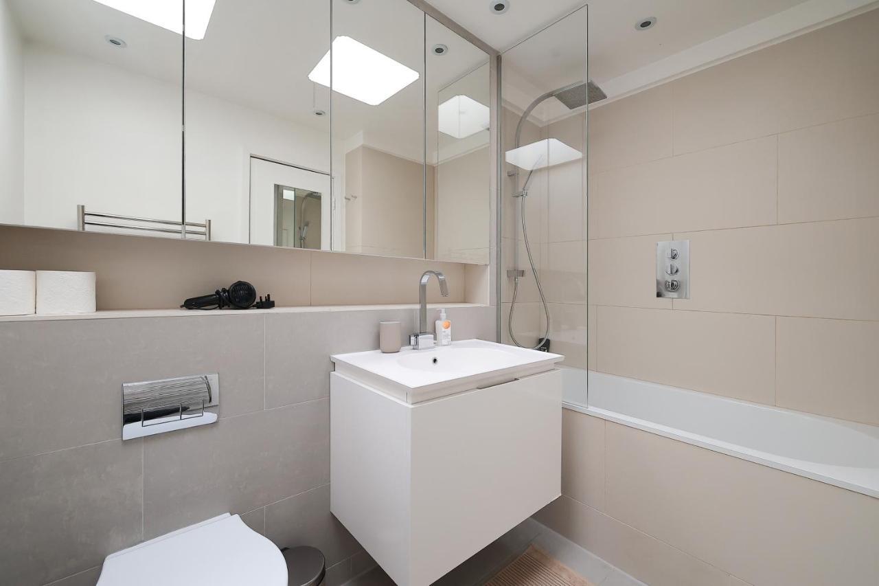 2 Bedroom Chic Apartment With Private Balcony In Notting Hill Londres Exterior foto